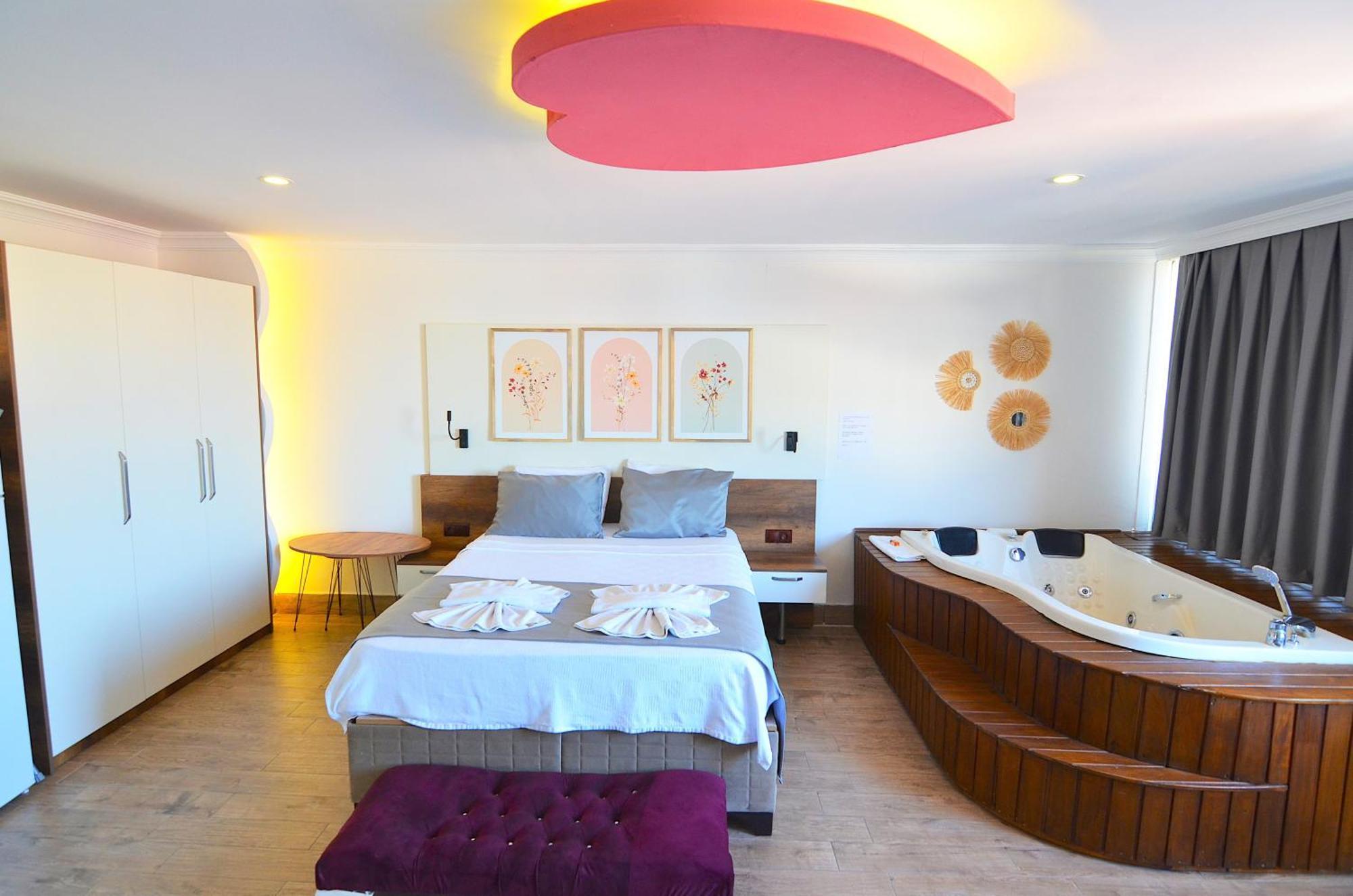 Mykonut Apart Hotel Fethiye Exterior foto